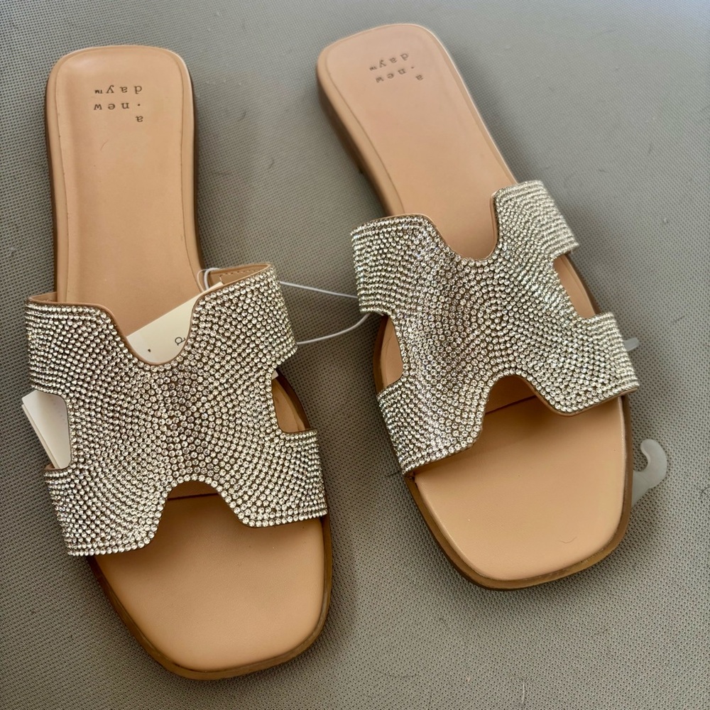 A New Day Nina Rhinestone Flat Sandals, Silver, Open Toe, Slip on, size 8 1/2 - Picture 2 of 6